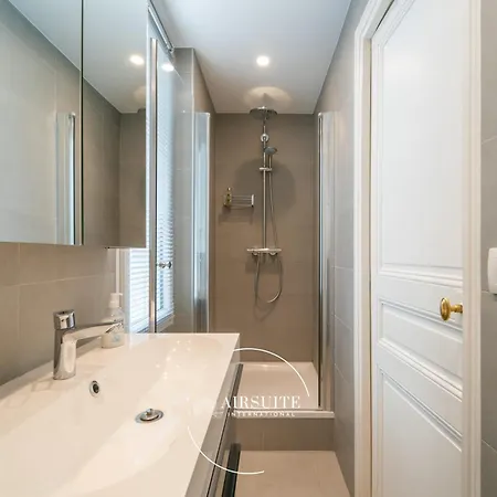 Luxury Trocadero Tranquility 1br By Airsuite * Paris